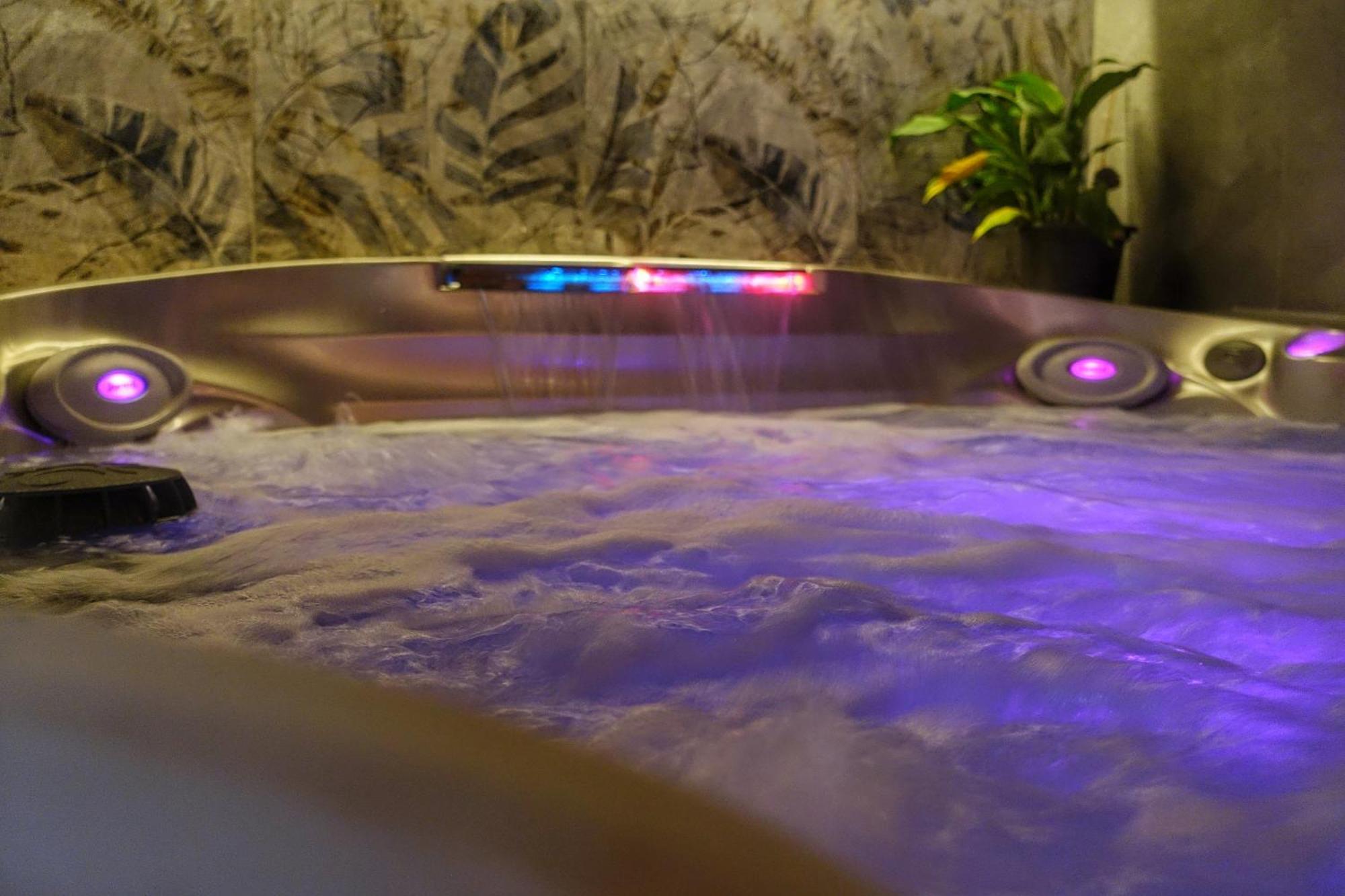 Le Passionnant Hotel Morzine Buitenkant foto
